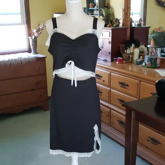 SHEIN SIZE XL BLACK AND LACE DRESS - Picture 1 of 7